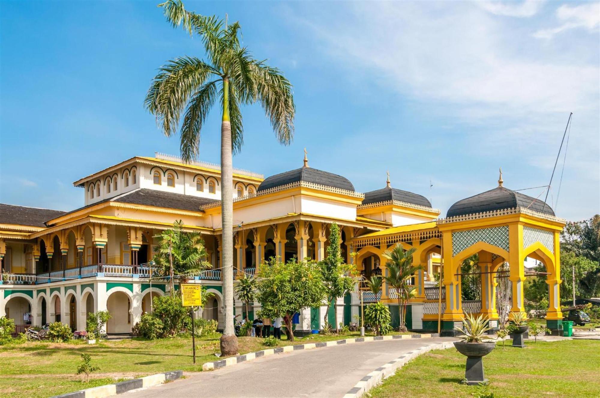 Super Oyo 456 Aljadid Guest House Medan Kültér fotó