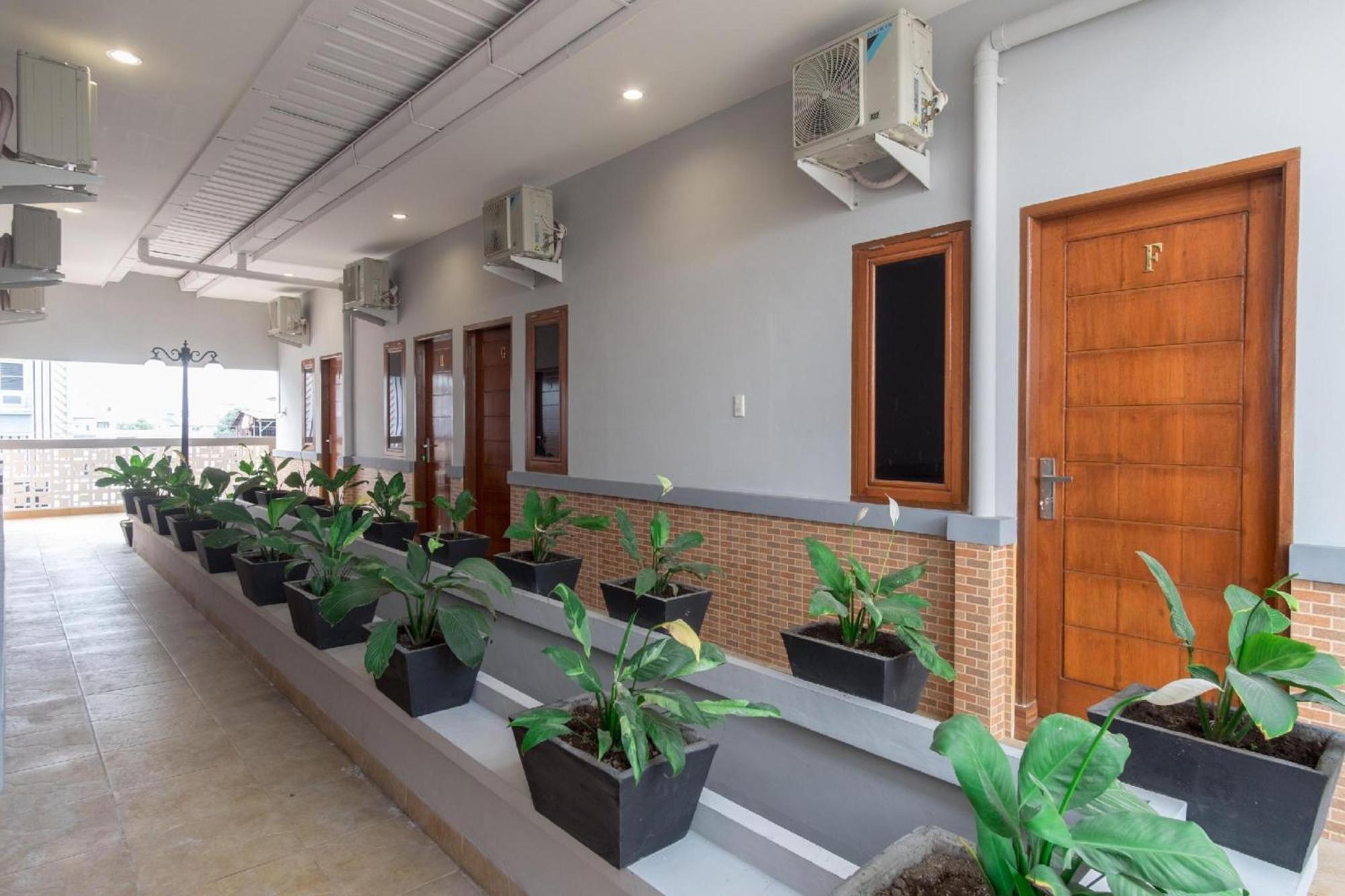 Super Oyo 456 Aljadid Guest House Medan Kültér fotó